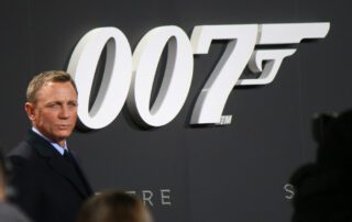 Career Advice from James Bond 007 Apollo Executive Search. Daniel Craig - Deutschlandpremiere des neuen James Bond 007 Spielfilms "Spectre", Sony Center, Potsdamer Platz, 28. Oktober 2015, Berlin (nur fuer redaktionelle Verwendung. Keine Werbung. Referenzdatenbank: http://www.360-berlin.de. © Jens Knappe. Bildquellennachweis: Depositphotos Jens Knappe - 360-berlin.de. Veroeffentlichung nur bei Nennung des Urhebers sowie Honorierung und Beleg/ all rights reserved